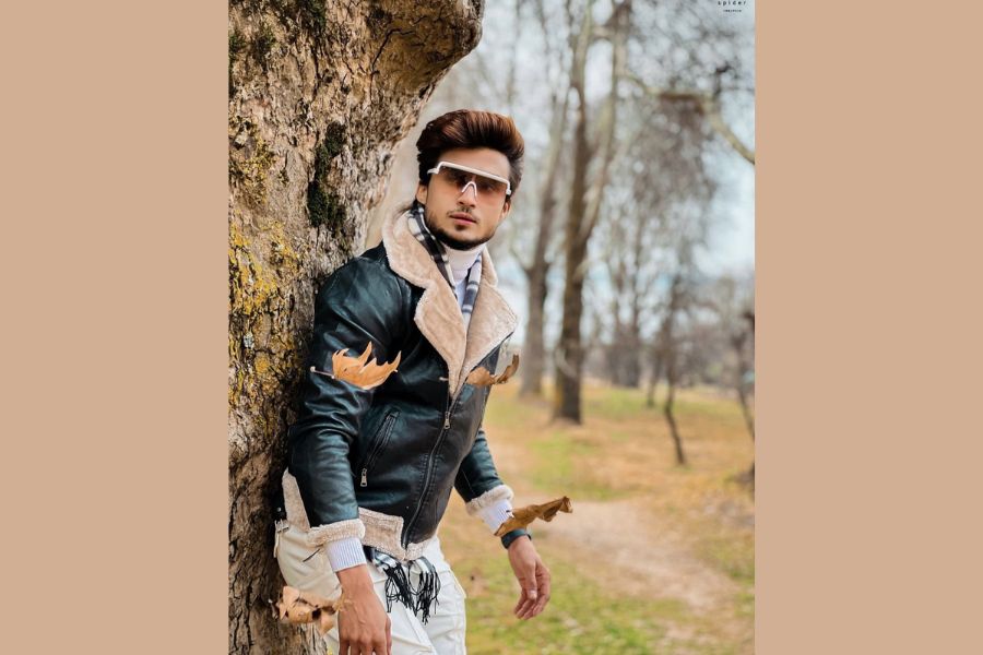 Social media star Abraz Khan is elated with the immense response for his debut music video