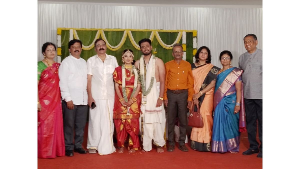 Bangalore Couple Organises Marriages as part of Community Development