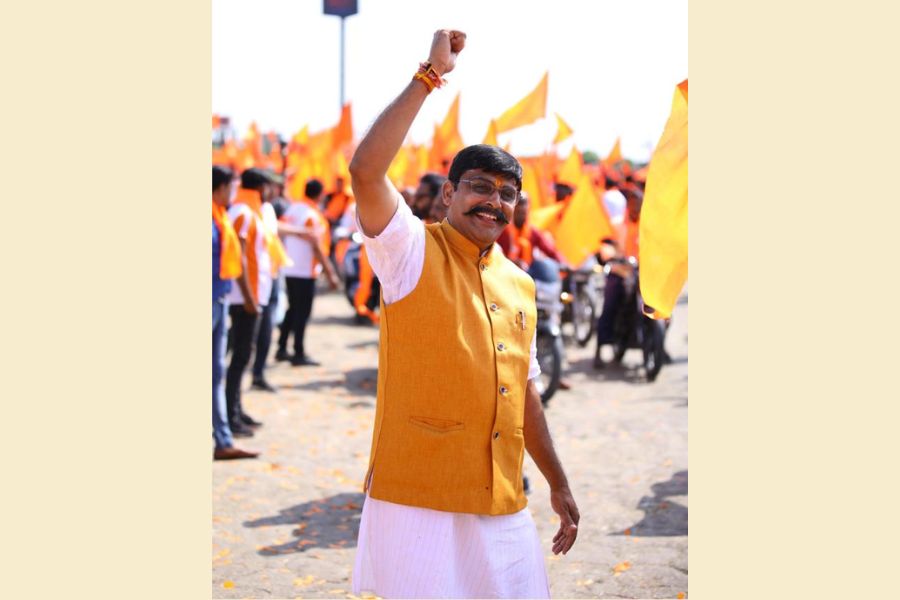 Bhagwa Yatra creates a History in Indore: Indore’s city became Bhagwa with More than 11 thousands Vehicles