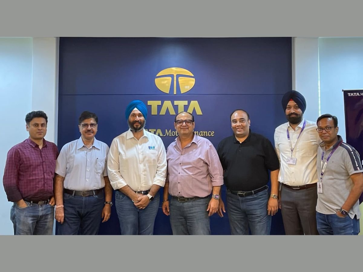 Tata Motors Finance Extends INR 25 Cr Structured Credit Facility for BluSmart Mobility’s EV Fleet Expansion