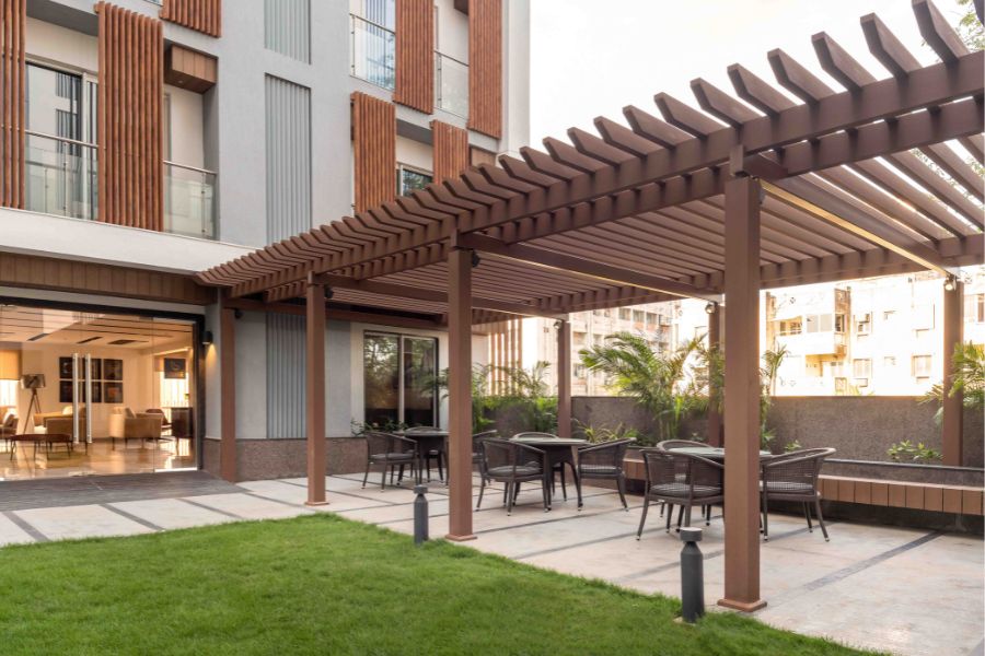 Enhancing Outdoor Spaces: The Aesthetic and Practical Appeal of Everwood WPC Pergola.