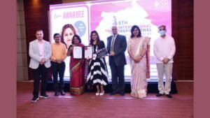 Rati Satu Galani Honoured with the 'Best Women Performer in Entertainment' Award at IIWA 2024