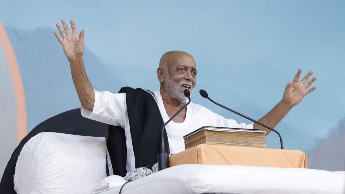 Morari Bapu