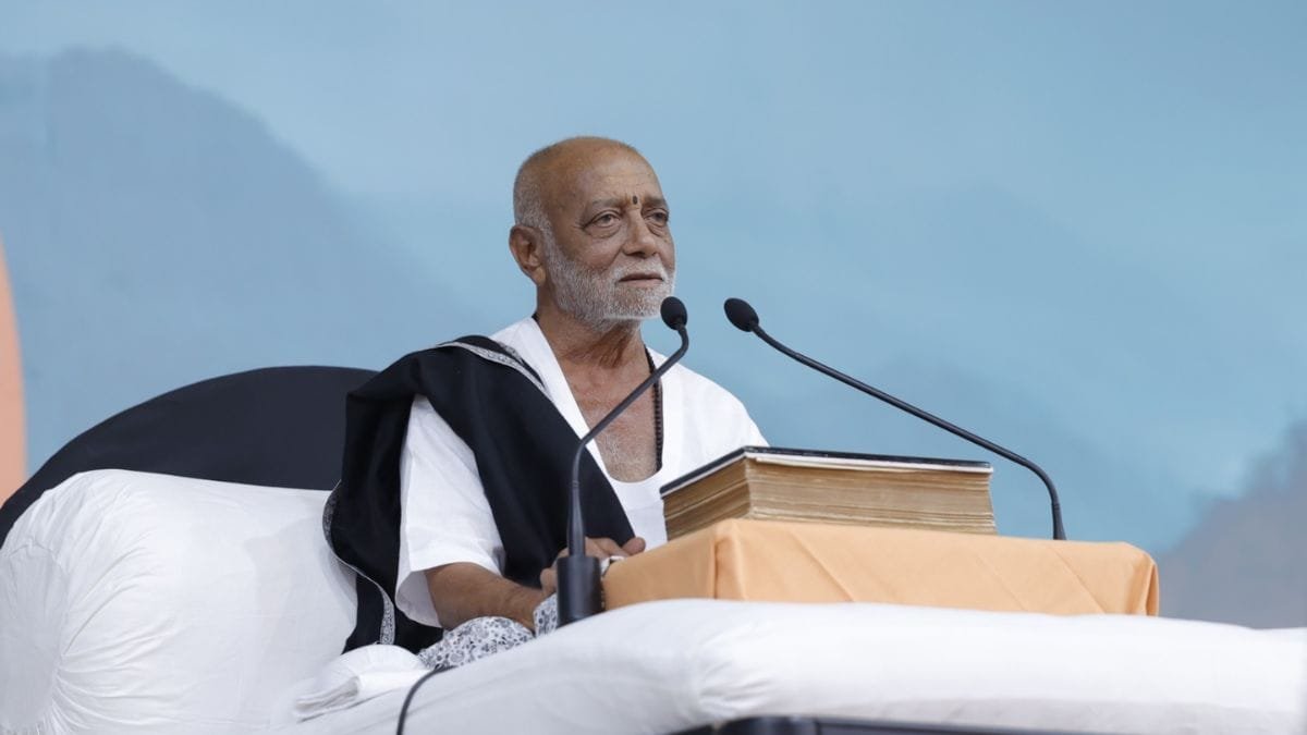 Morari Bapu