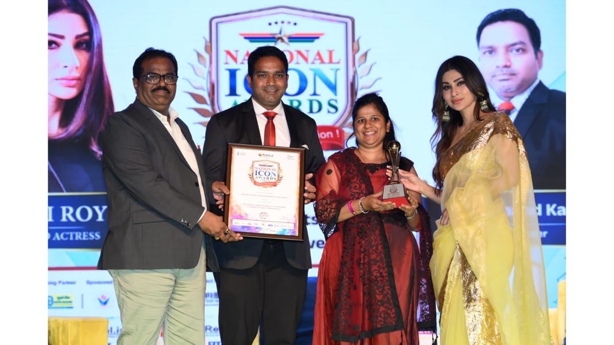 Shaping Skylines with Vision: Mr. Sainand Kadam National Icon Award Winner 2025 | Leading Architect & Construction Company in Satara Owner, AAKAR Architects Interiors Builders & Developers | Satara, Maharashtra
