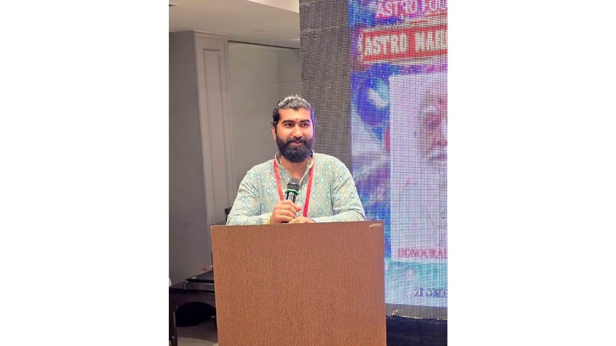 Yogic Astrologer PNN