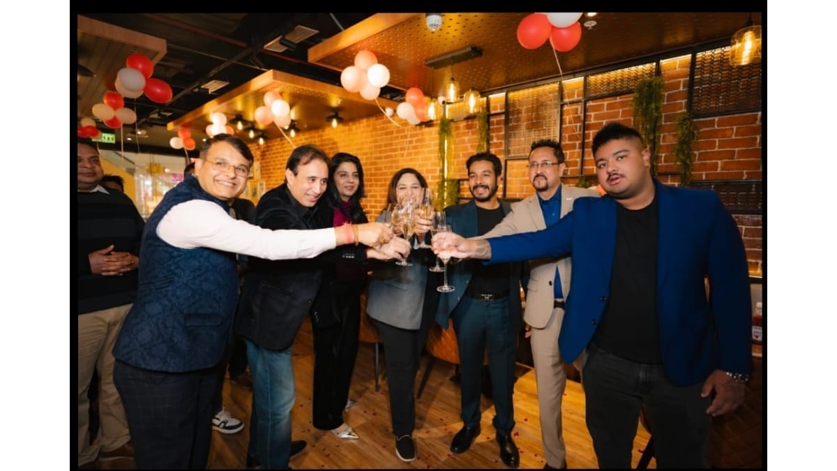 TGI FRIDAYS Unveils Lucknow Flagship At Phoenix Palassio TGI FRIDAYS® UNVEILS LUCKNOW FLAGSHIP AT PHOENIX PALASSIO - PNN
