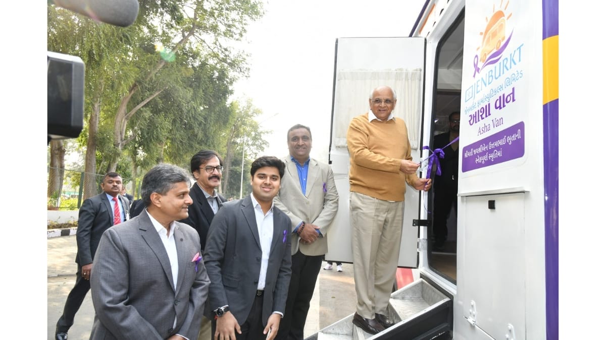 Jenburkt Pharmaceuticals Launches India’s First 10 Cancer Screening Van in Gujarat Jenburkt Pharmaceuticals Launches India’s First 10 Cancer Screening Van in Gujarat - PNN