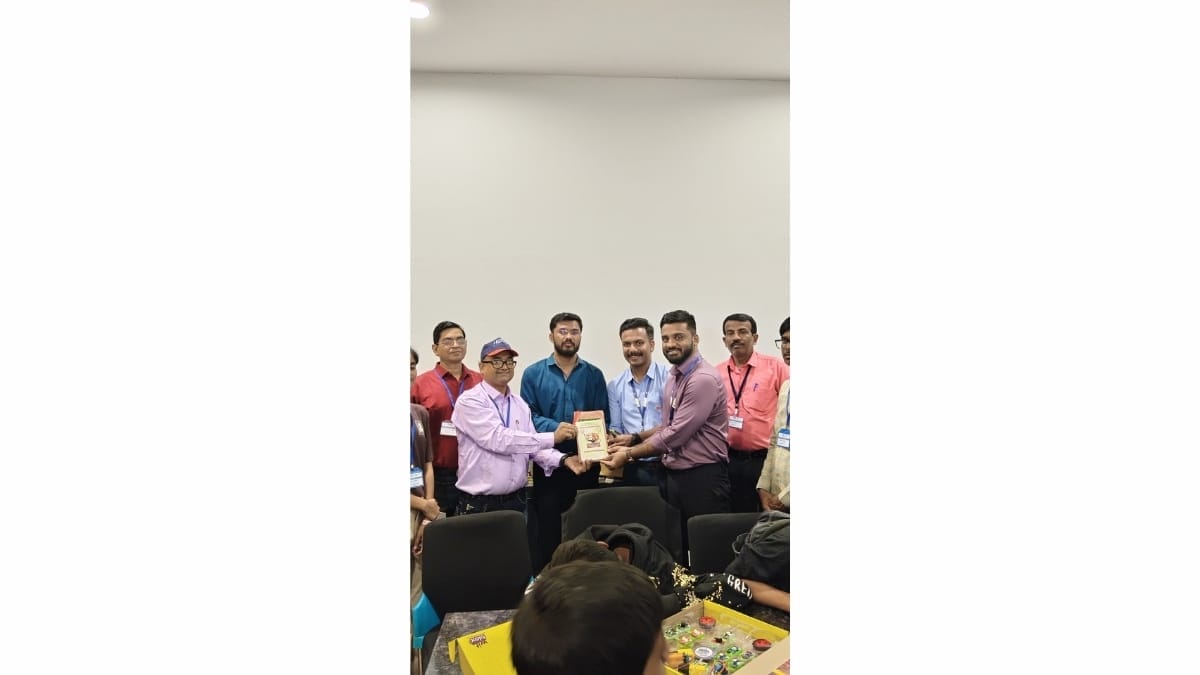 Daily Hands-on Educational Activity at the Robotics Gallery for School Students – An Enthusiastic Experience with Technical Learning-pnn